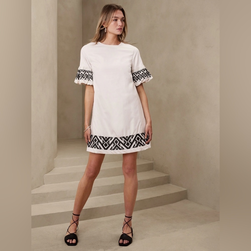 NWT Banana Republic Embroidered-Sleeve Mini Dress Transition Cream / Size S